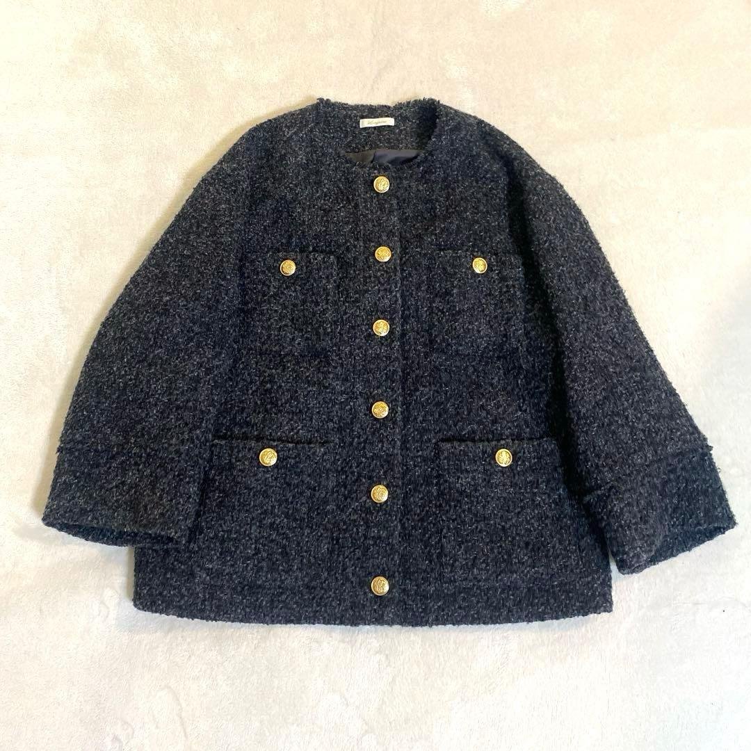 ラウンジドレス　ツイードジャケット　グレー　金ボタン　ノーカラー　卒園式　卒業式