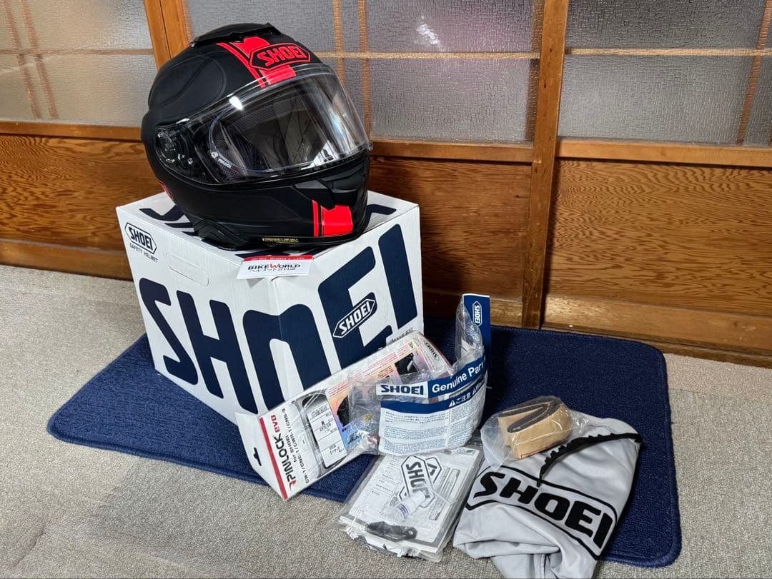SHOEI フルフェイスヘルメット ブラック/レッド
