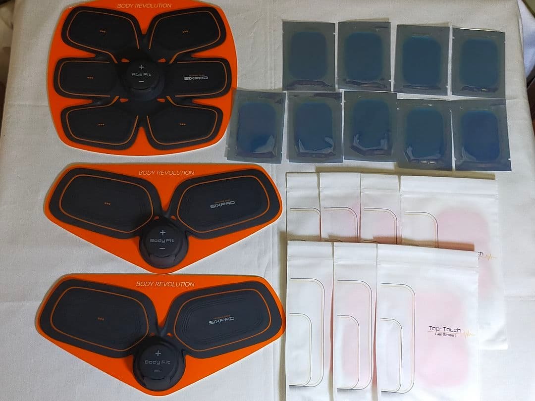 美品 SIXPAD充電式 AbsFit2×1・BodyFit2×2・ジェルシート