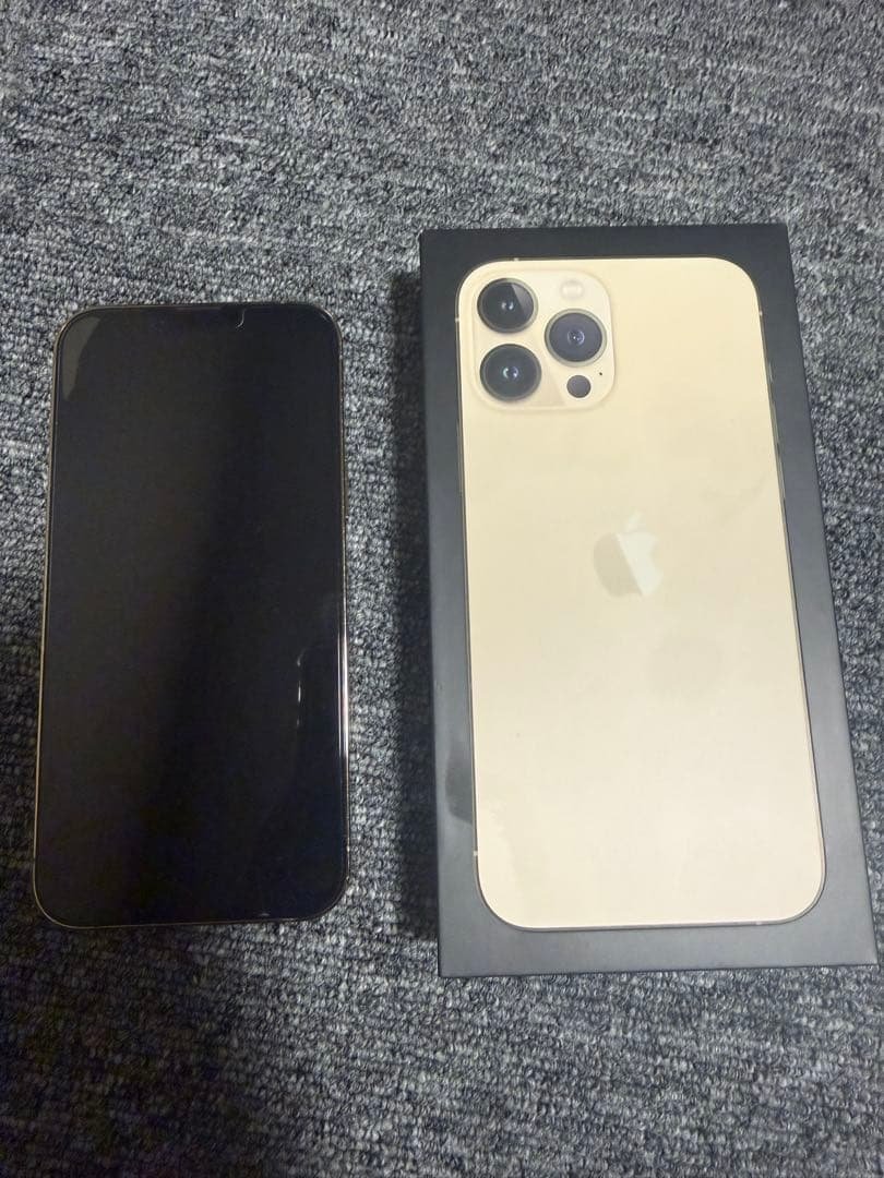 iPhone 13 Promax ゴールド 本体　256GB