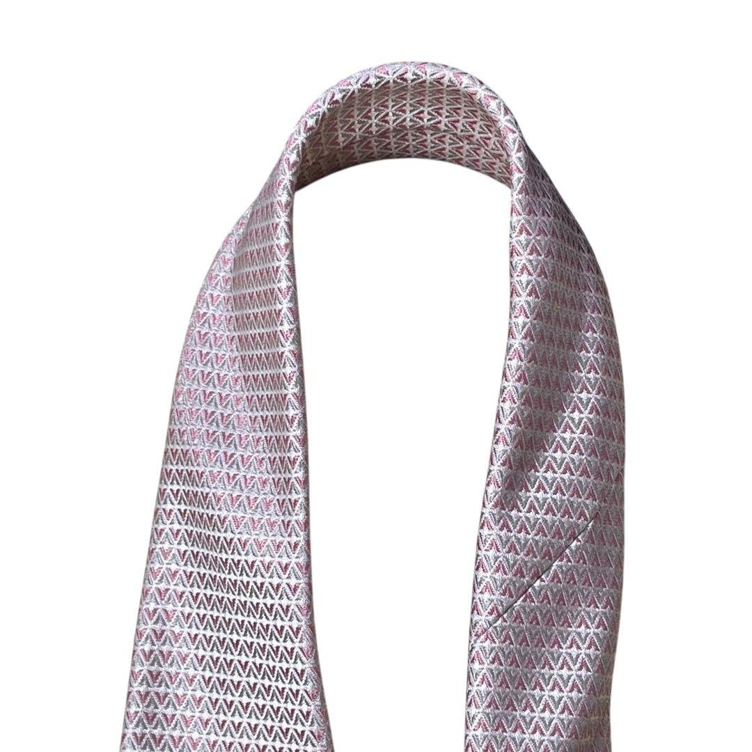 美品　現行　ルイヴィトン　ピンク　ダイヤモンドブイ　ネクタイ　クラヴァット