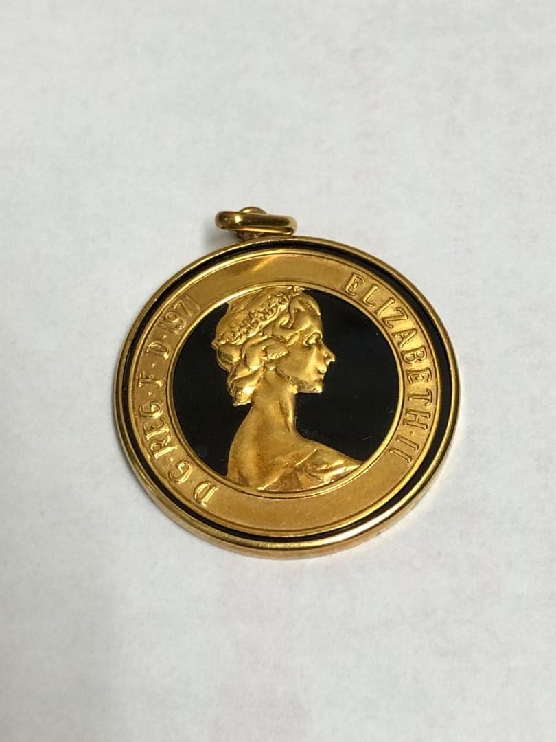 K18 オニキス　ペンダントトップ